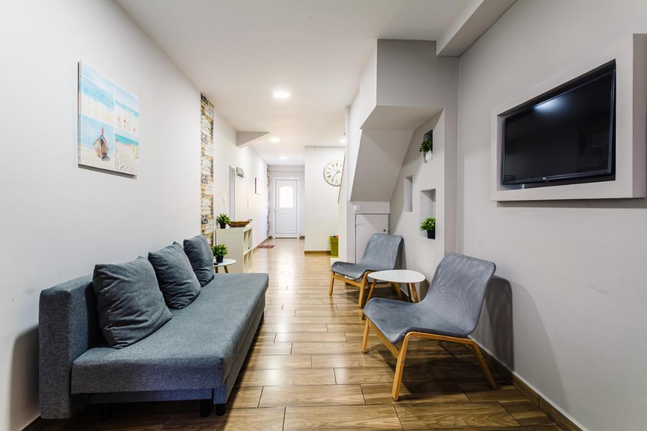 Citysea Fusion, Elegant Gem Minutes From The Beach Kalamata Exterior foto